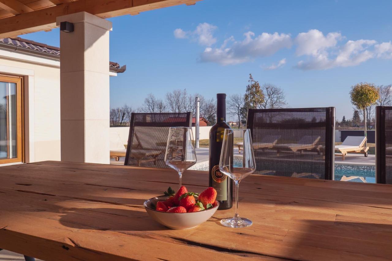 Villa Lydia Marčana Εξωτερικό φωτογραφία